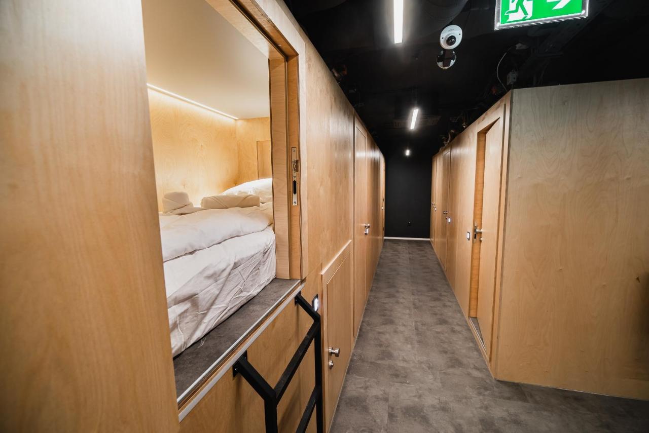 Dragons Dream Hostel ลูบลิยานา ภายนอก รูปภาพ